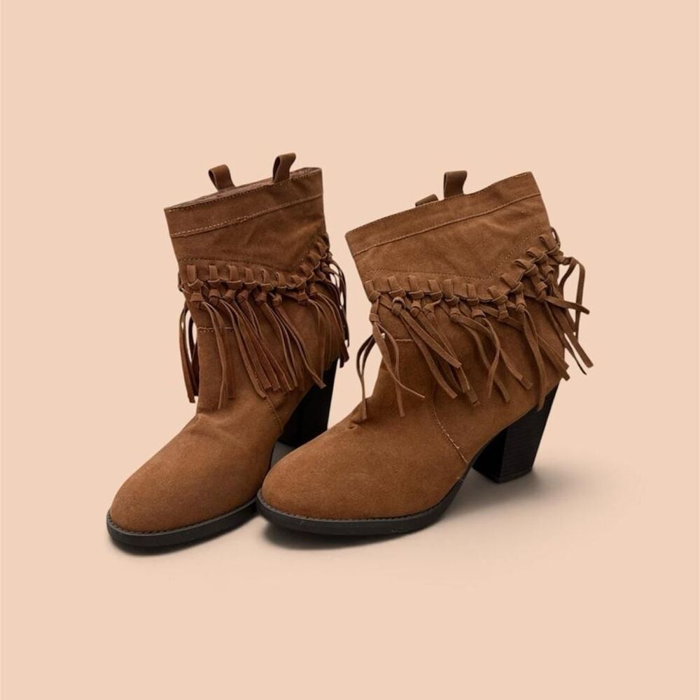 Cato Women's Brown and Tan Boots